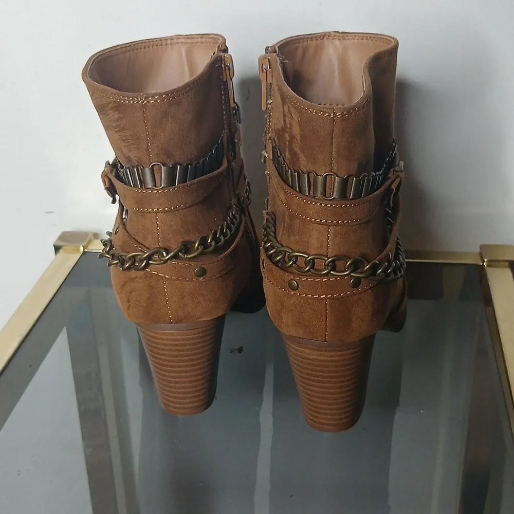 JustFab Kualeah Chain Strap Ankle Boots Size 9 - Picture 4 of 15